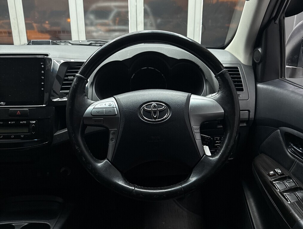 TOYOTA FORTUNER FORTUNER 3.0D-4D R/B A/T - 11