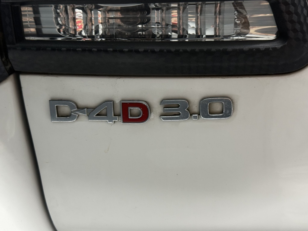 TOYOTA FORTUNER FORTUNER 3.0D-4D R/B A/T - 12