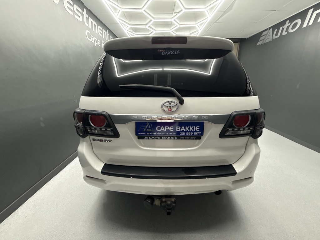 TOYOTA FORTUNER FORTUNER 3.0D-4D R/B A/T - 4