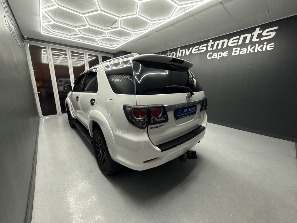 TOYOTA FORTUNER FORTUNER 3.0D-4D R/B A/T - 5