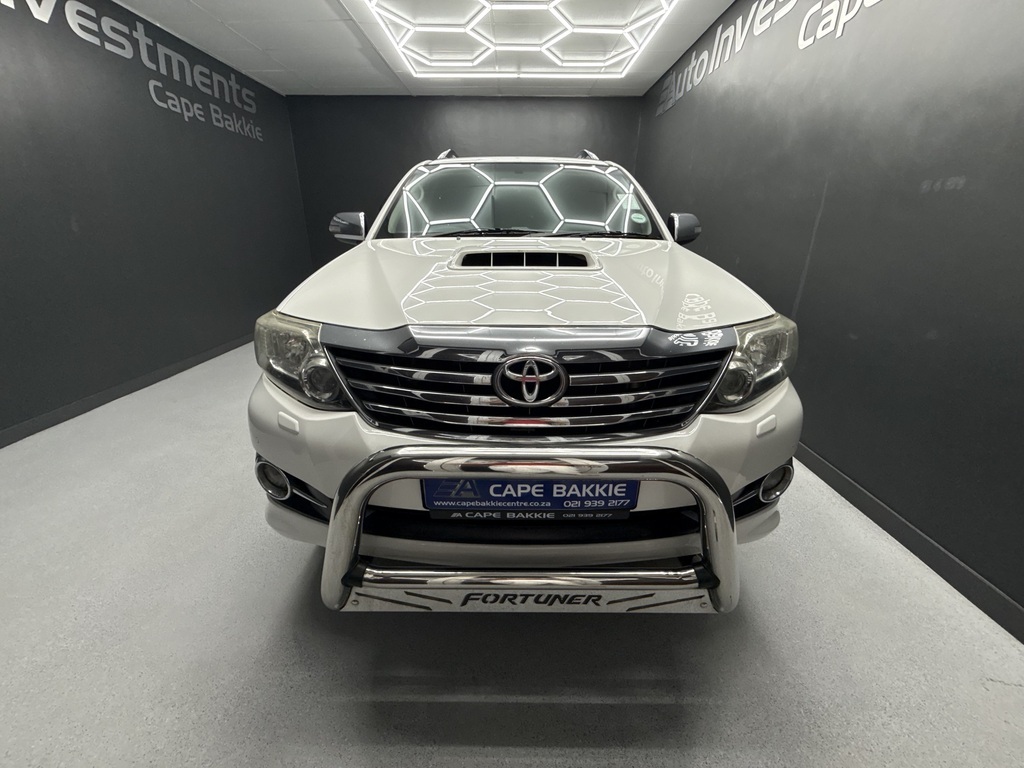 TOYOTA FORTUNER FORTUNER 3.0D-4D R/B A/T - 7