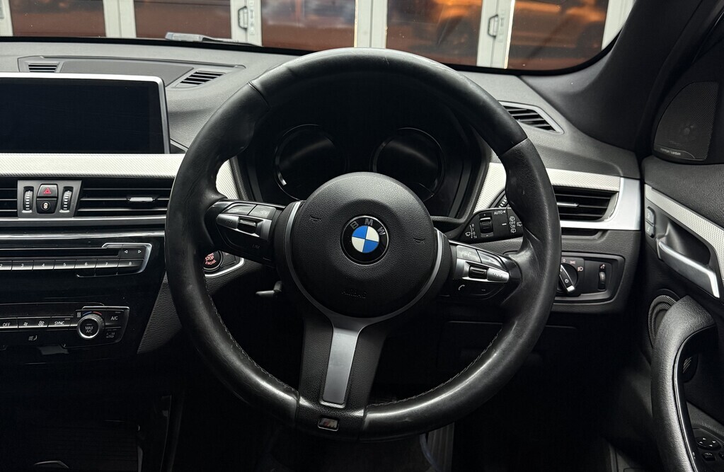 BMW X1 X1 sDRIVE18i M SPORT A/T (F48) - 11