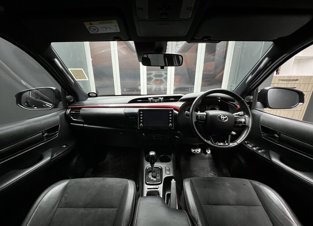 TOYOTA HILUX HILUX 2.8 GD-6 GR-S 4X4 A/T P/U D/C - 10