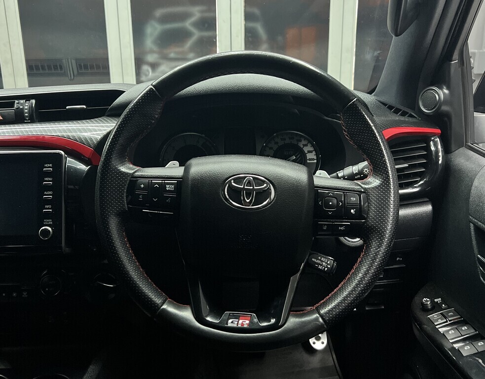 TOYOTA HILUX HILUX 2.8 GD-6 GR-S 4X4 A/T P/U D/C - 12