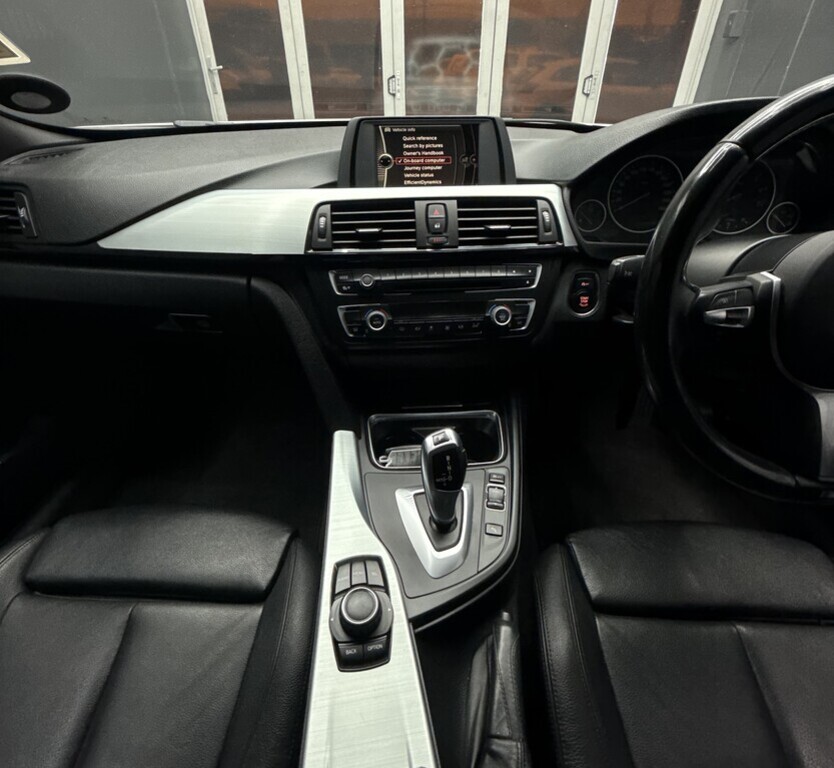 BMW 3 SERIES 320i M SPORT (F30) - 11