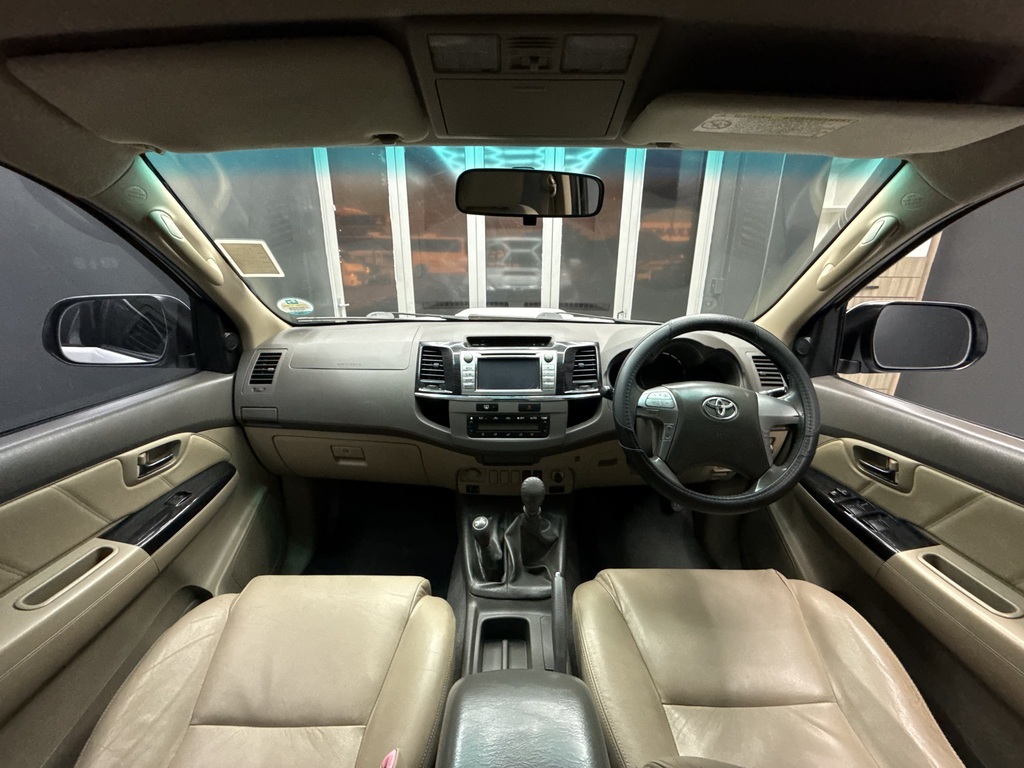 TOYOTA FORTUNER FORTUNER 3.0D-4D 4X4 - 10