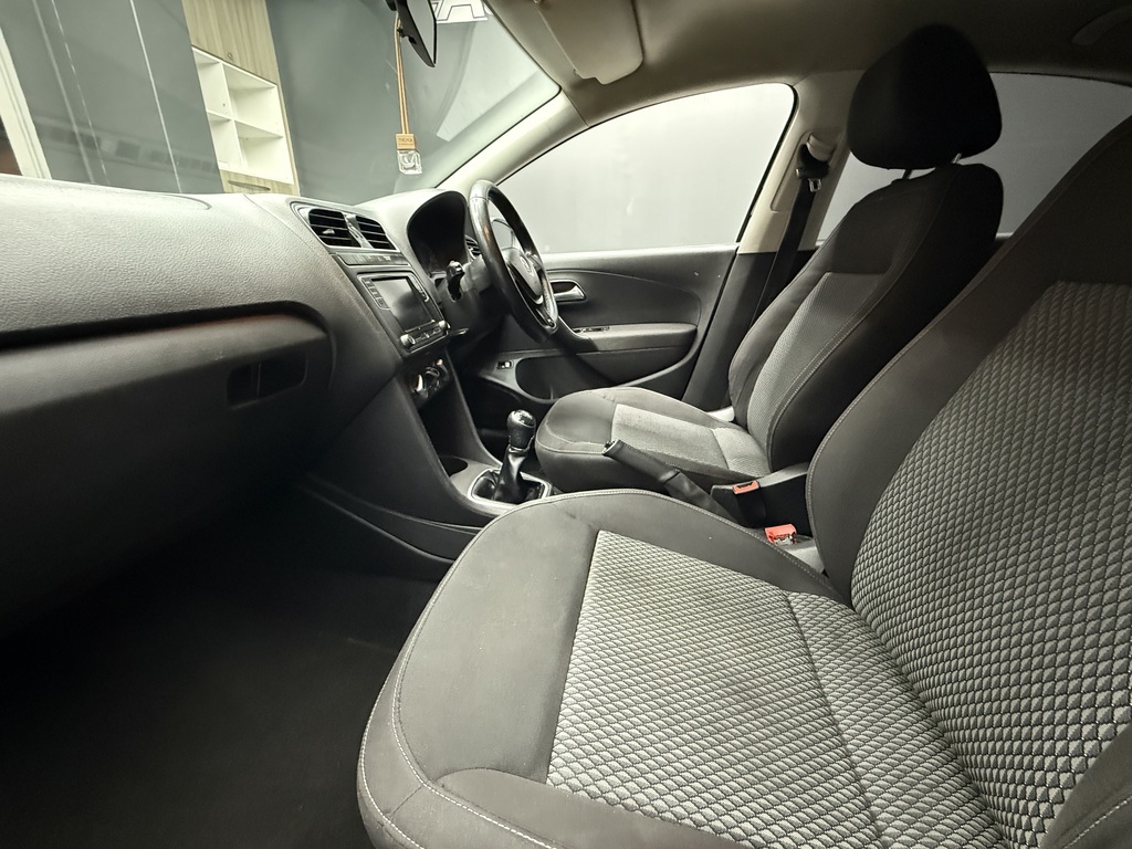 VOLKSWAGEN POLO CLASSIC POLO GP 1.5 TDi COMFORTLINE - 9