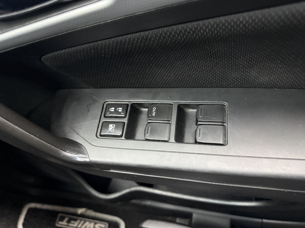 TOYOTA URBAN CRUISER URBAN CRUISER 1.5XR A/T - 12