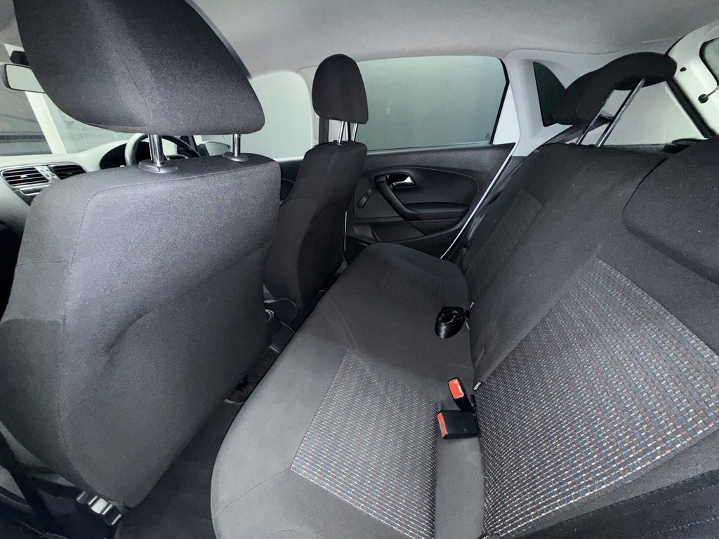 VOLKSWAGEN POLO VIVO POLO VIVO 1.4 TRENDLINE (5DR)