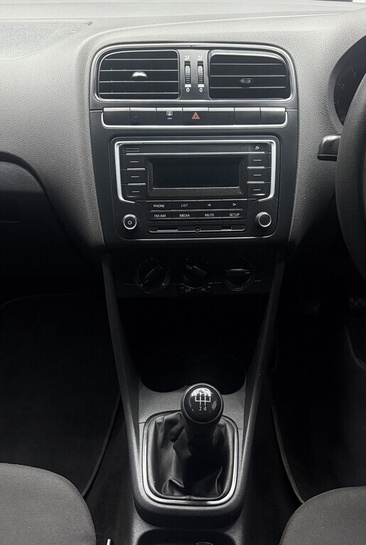 VOLKSWAGEN POLO VIVO POLO VIVO 1.4 TRENDLINE (5DR)