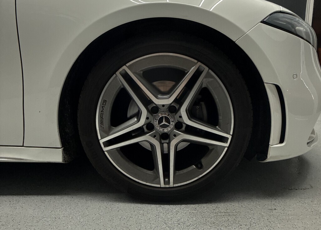 MERCEDES-BENZ A CLASS A 200 A/T - 18