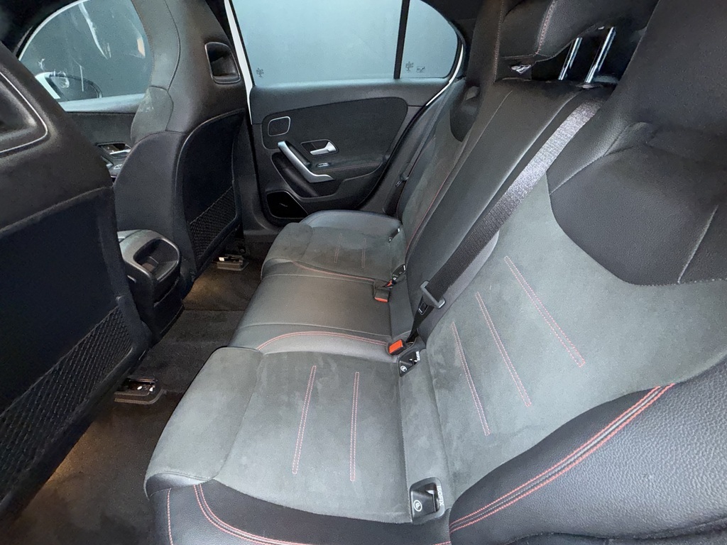 MERCEDES-BENZ A CLASS A 200 A/T - 9