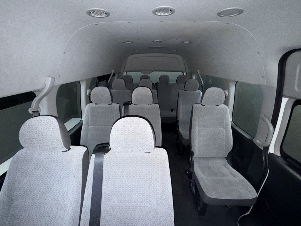 TOYOTA QUANTUM QUANTUM 2.7 14 SEAT - 14