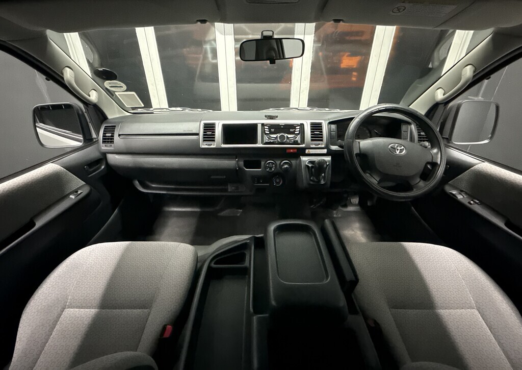 TOYOTA QUANTUM QUANTUM 2.7 14 SEAT - 15