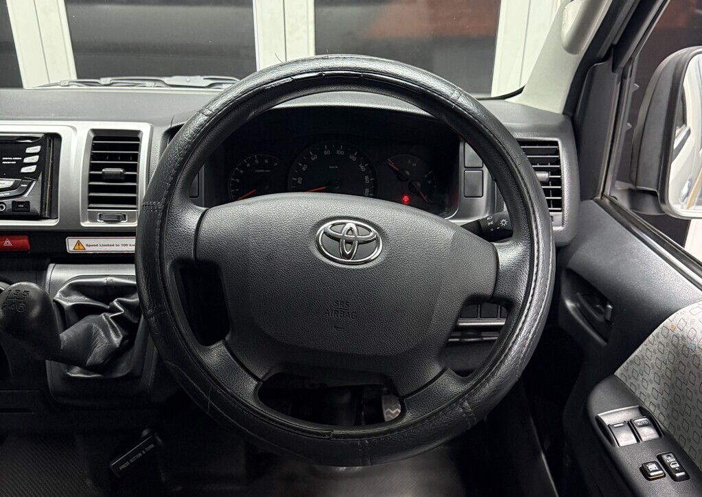 TOYOTA QUANTUM QUANTUM 2.7 14 SEAT - 16