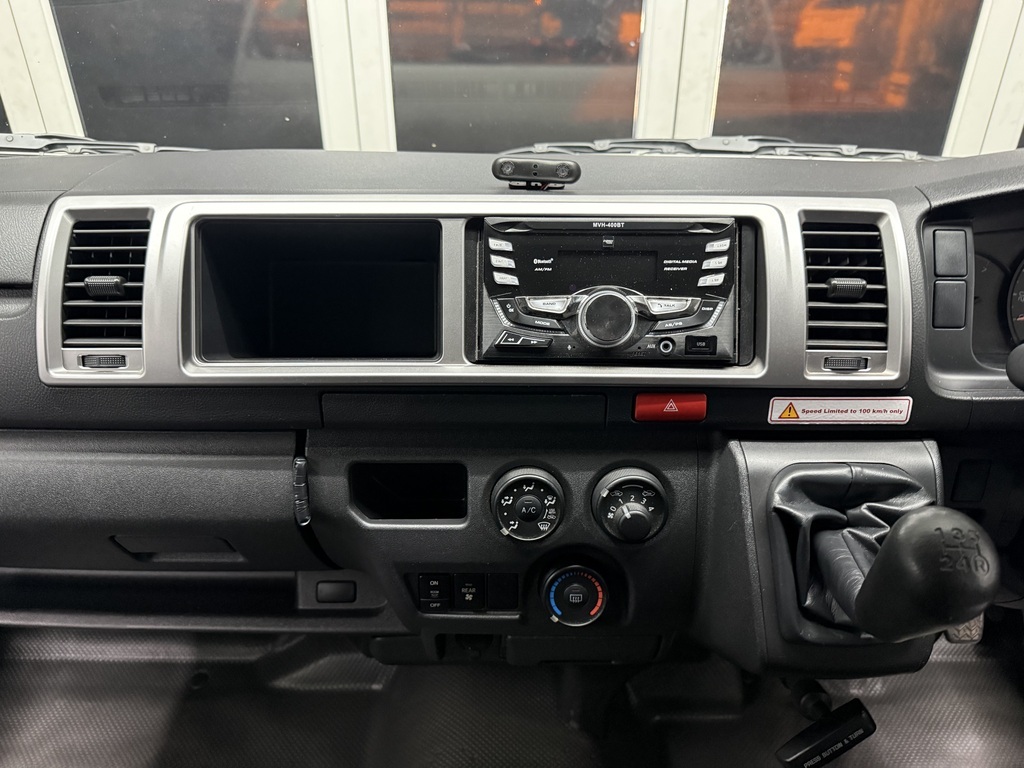 TOYOTA QUANTUM QUANTUM 2.7 14 SEAT - 17