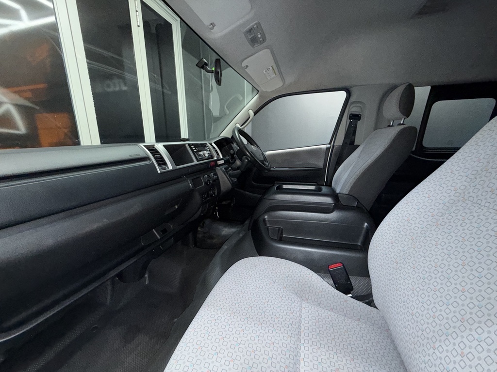 TOYOTA QUANTUM QUANTUM 2.7 14 SEAT - 8