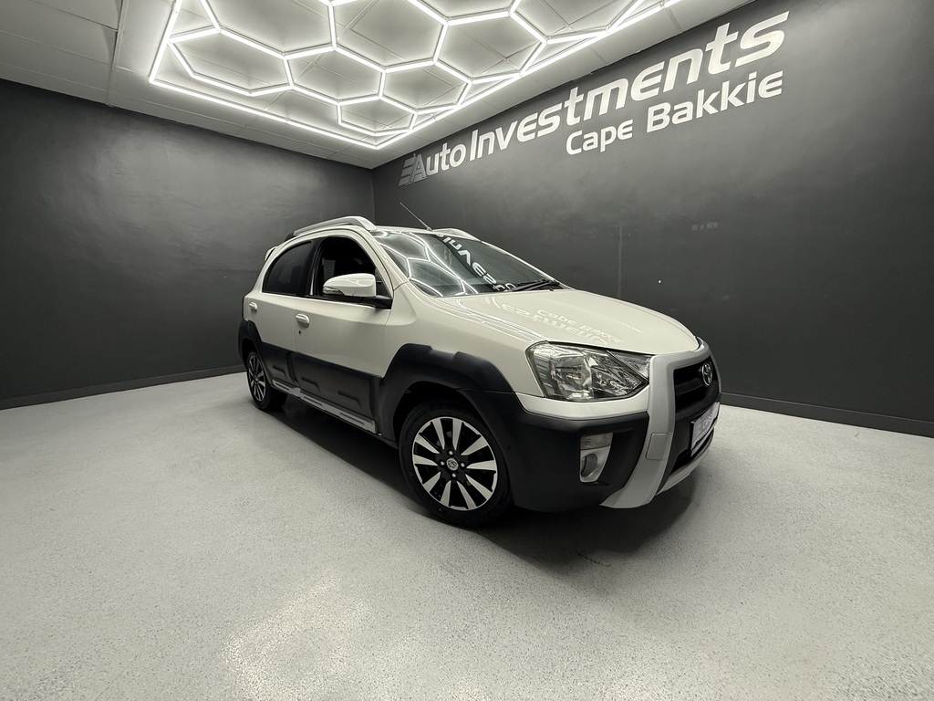 TOYOTA ETIOS ETIOS CROSS 1.5 Xs 5Dr - 1
