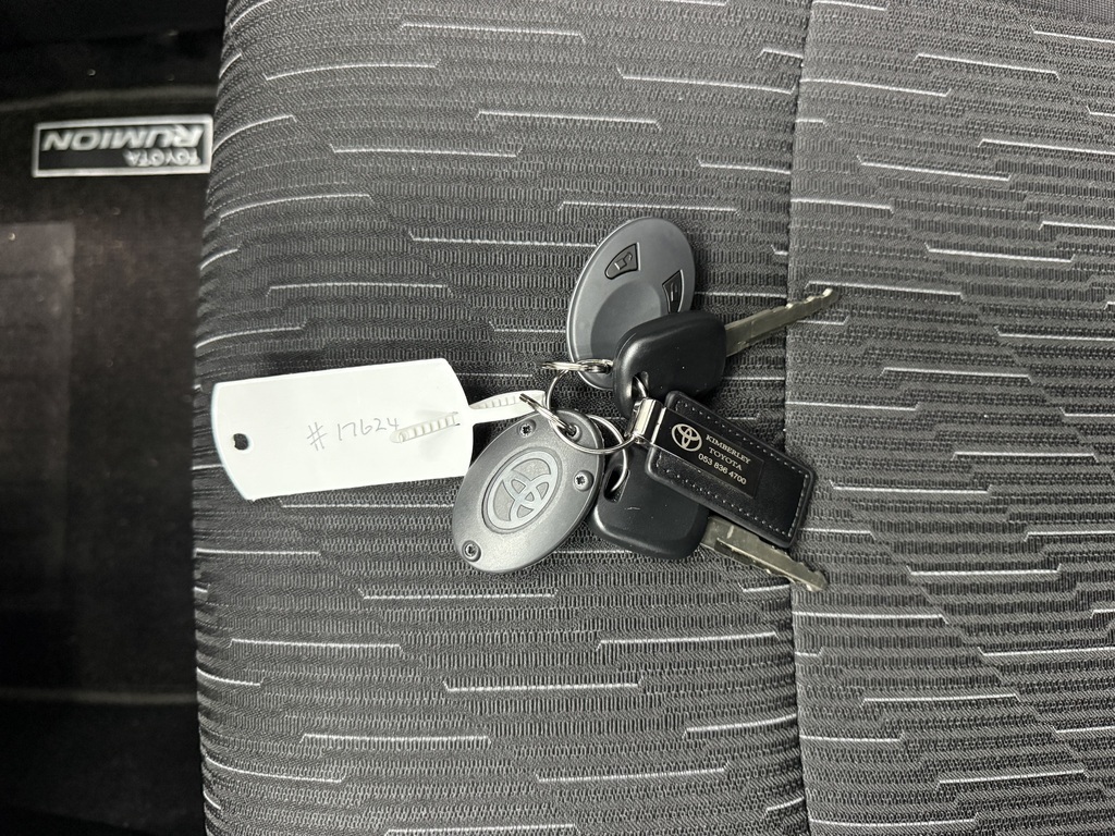 TOYOTA RUMION RUMION 1.5 S - 15