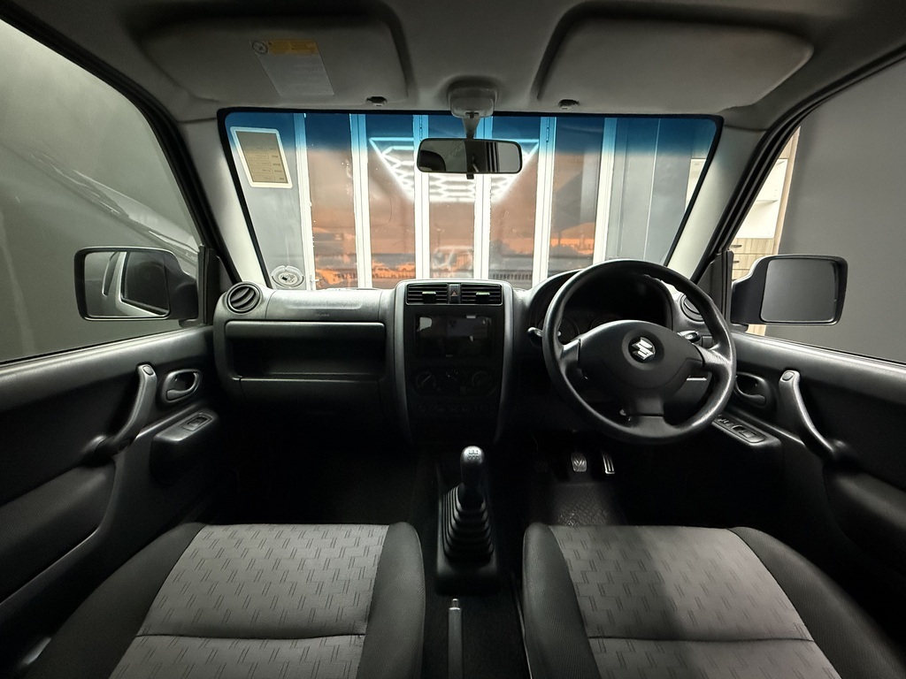 SUZUKI JIMNY JIMNY 1.3 - 10