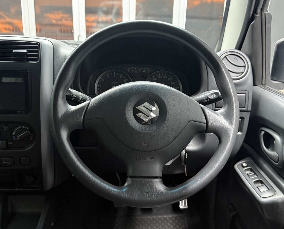 SUZUKI JIMNY JIMNY 1.3 - 11