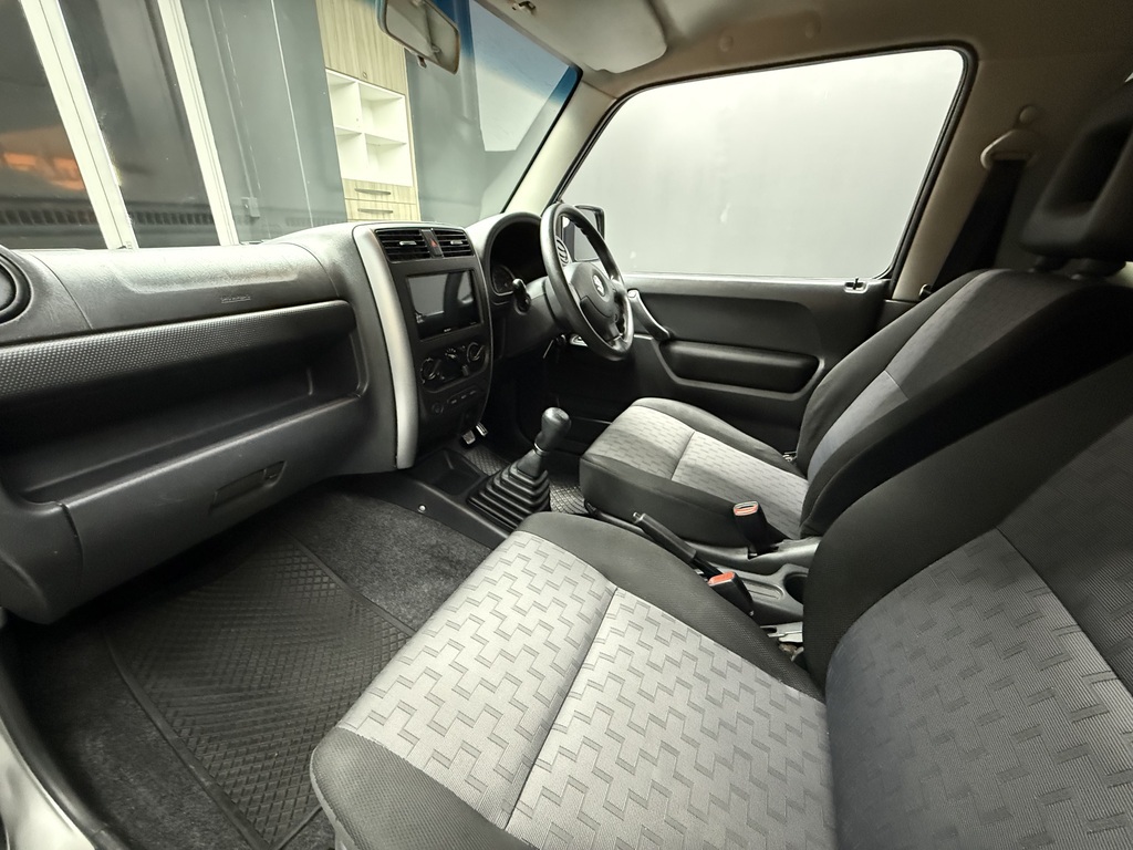 SUZUKI JIMNY JIMNY 1.3 - 8