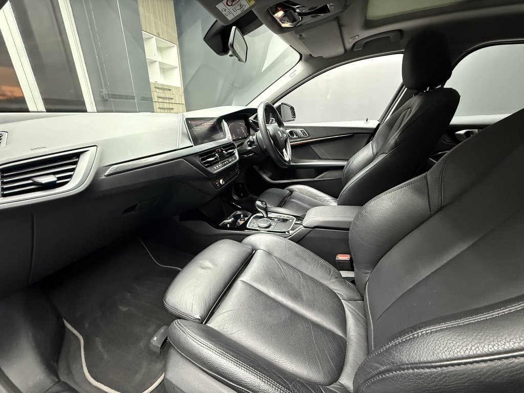 BMW 1 SERIES 118i M SPORT A/T (F40) - 10