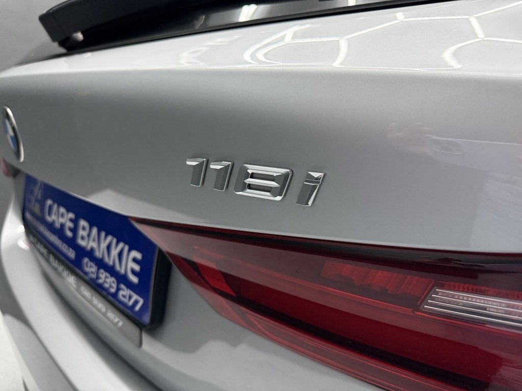 BMW 1 SERIES 118i M SPORT A/T (F40) - 18