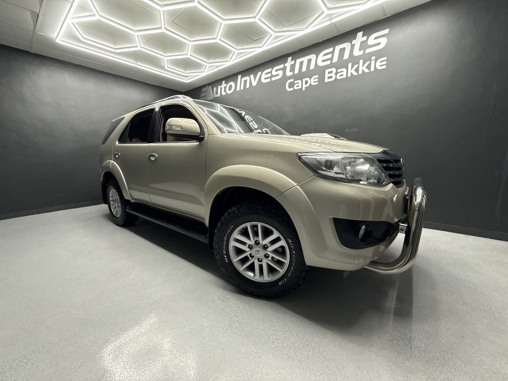TOYOTA FORTUNER FORTUNER 2.5D-4D RB - 1