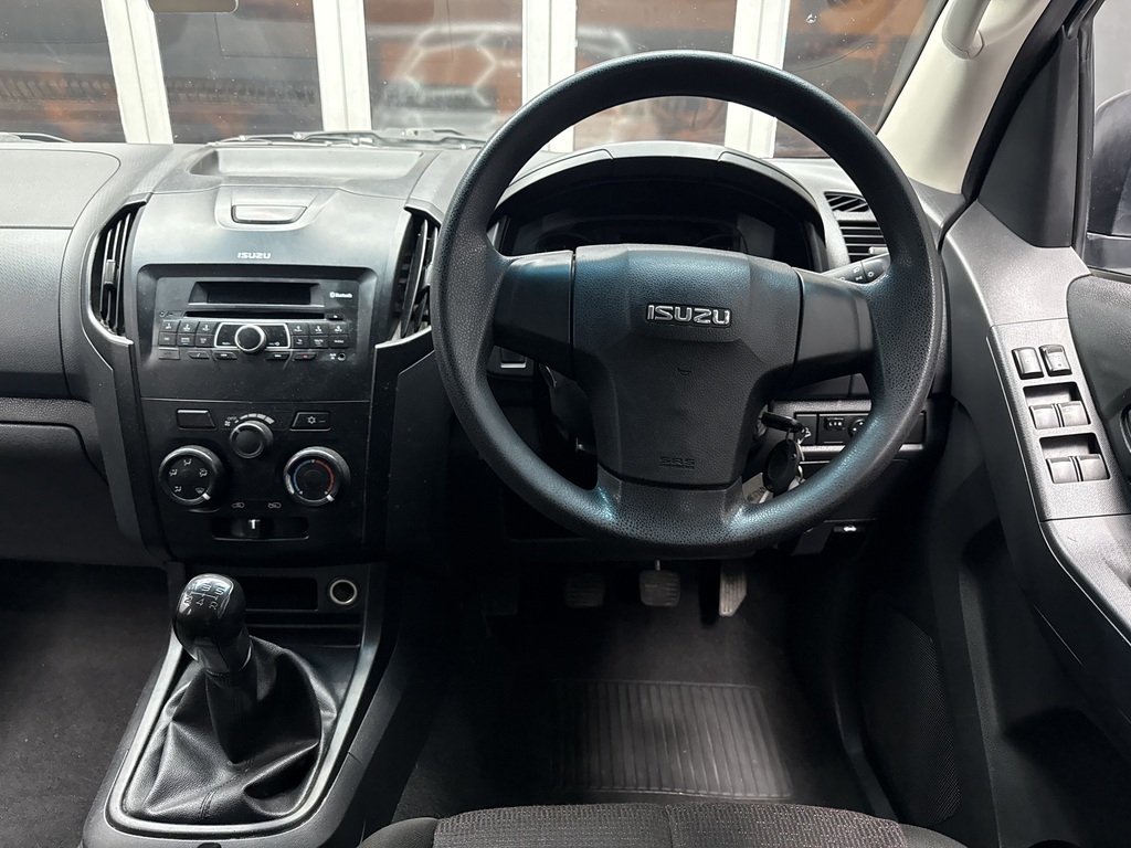 ISUZU D-MAX D-MAX 250 HO HI-RIDE D/C P/U - 12