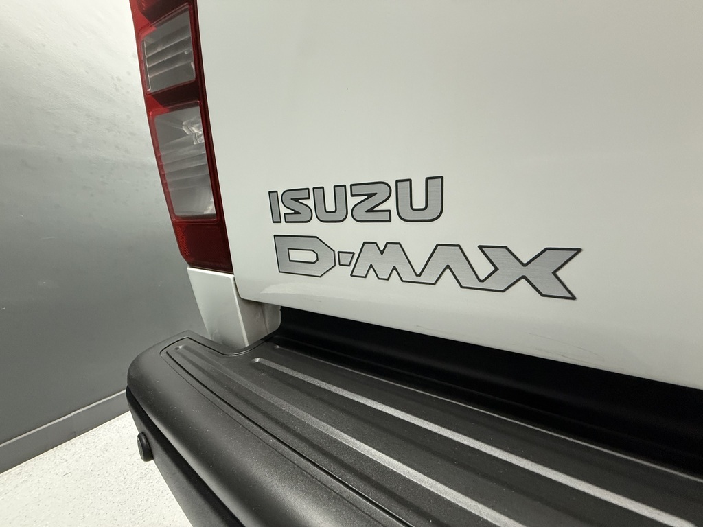 ISUZU D-MAX D-MAX 250 HO HI-RIDE D/C P/U - 16