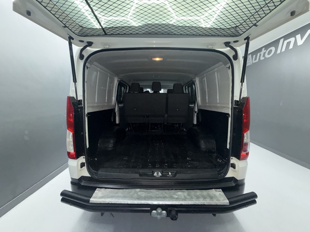 TOYOTA QUANTUM QUANTUM 2.8 LWB CREWCAB F/C P/V - 12