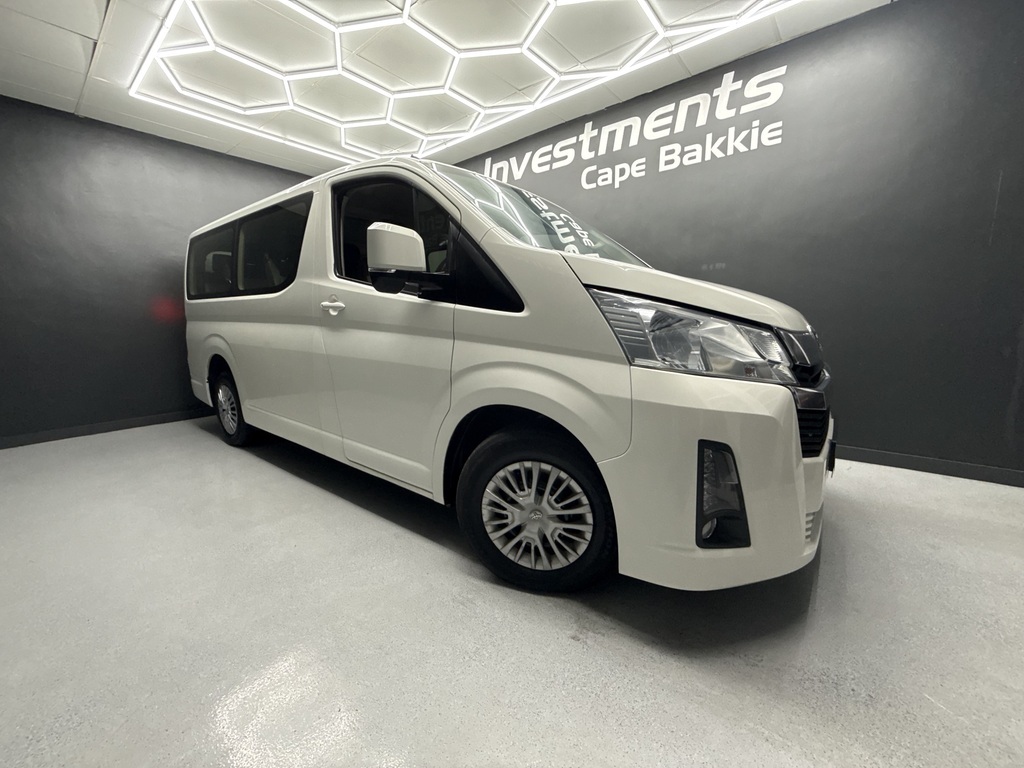 TOYOTA QUANTUM QUANTUM 2.8 GL 11 SEAT - 1