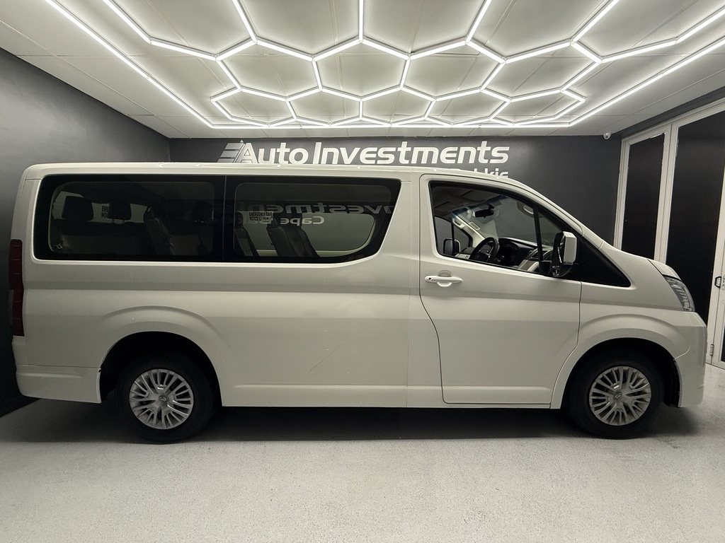 TOYOTA QUANTUM QUANTUM 2.8 GL 11 SEAT - 2