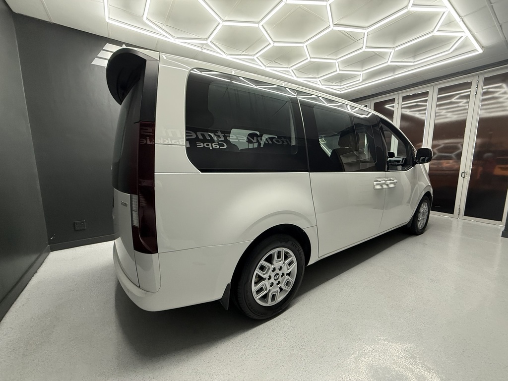 HYUNDAI STARIA STARIA 2.2D EXECUTIVE A/T