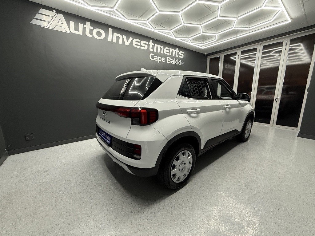 HYUNDAI VENUE VENUE 1.2 MOTION/PREMIUM CARGO P/V - 3