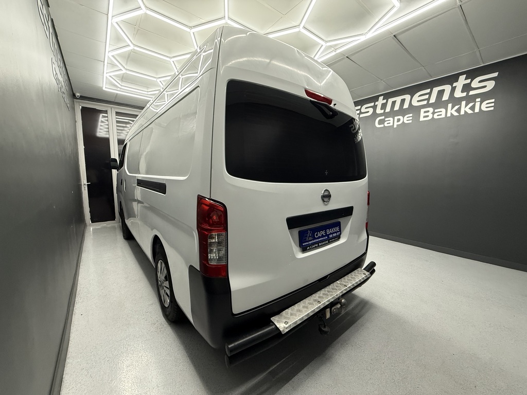 NISSAN NV NV350 2.5i WIDE F/C P/V