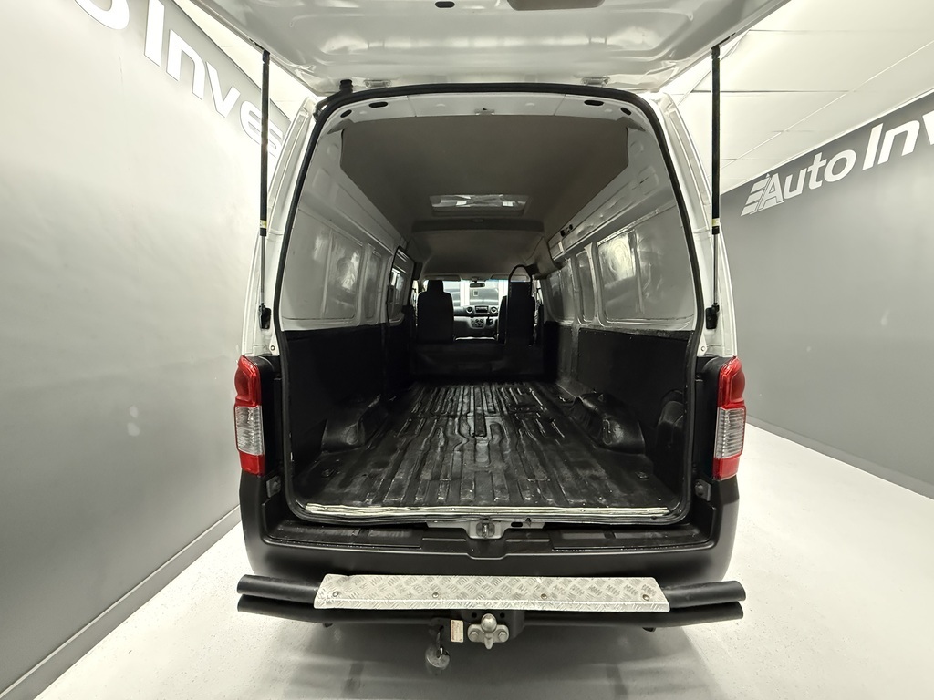 NISSAN NV NV350 2.5i WIDE F/C P/V