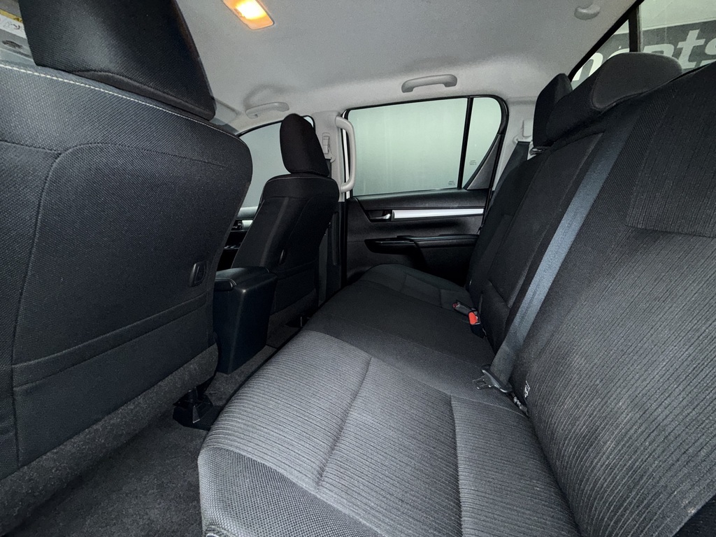 TOYOTA HILUX HILUX 2.8 GD-6 RB RAIDER A/T P/U D/C - 10