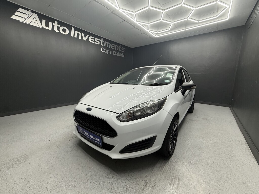 FORD FIESTA FIESTA 1.4 AMBIENTE 5 Dr - 6