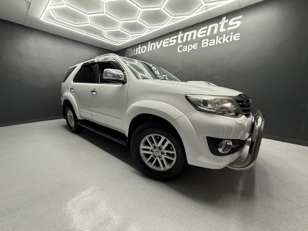 TOYOTA FORTUNER FORTUNER 3.0D-4D 4X4 A/T - 1