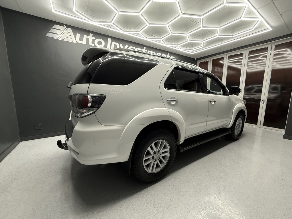 TOYOTA FORTUNER FORTUNER 3.0D-4D 4X4 A/T - 3