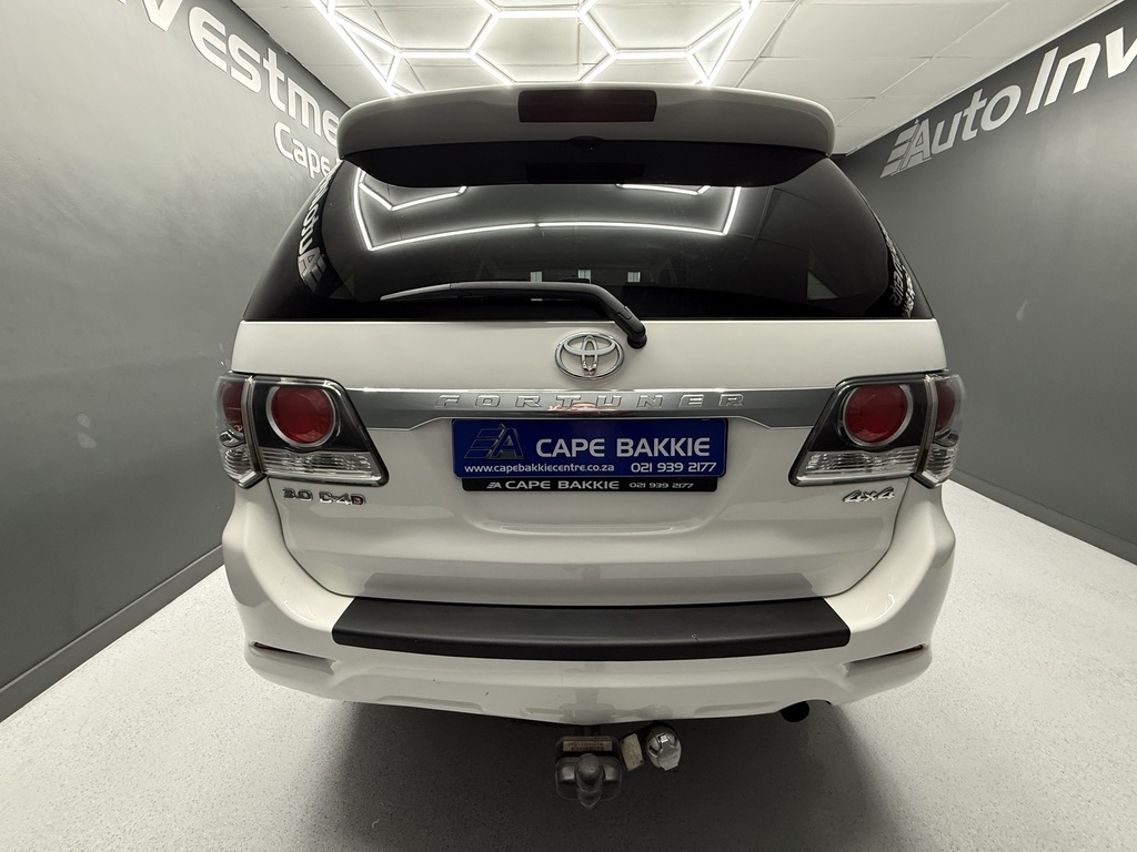 TOYOTA FORTUNER FORTUNER 3.0D-4D 4X4 A/T - 4