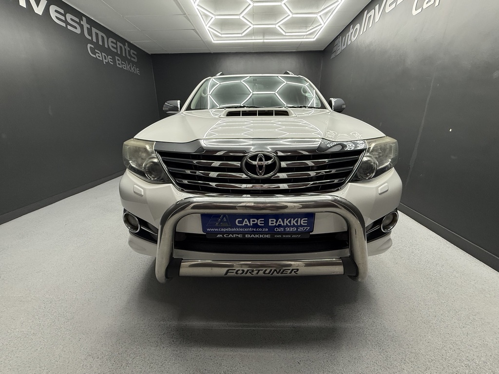 TOYOTA FORTUNER FORTUNER 3.0D-4D 4X4 A/T - 7