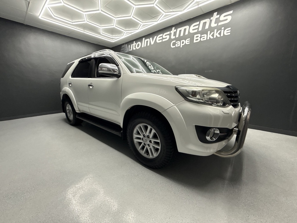 TOYOTA FORTUNER FORTUNER 3.0D-4D 4X4 A/T - 8