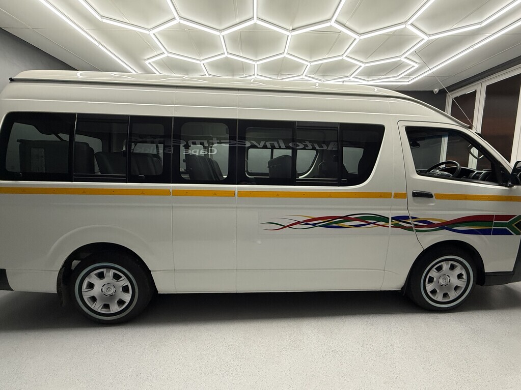TOYOTA QUANTUM QUANTUM/HIACE 2.5 D-4D SESFIKILE 16s - 2