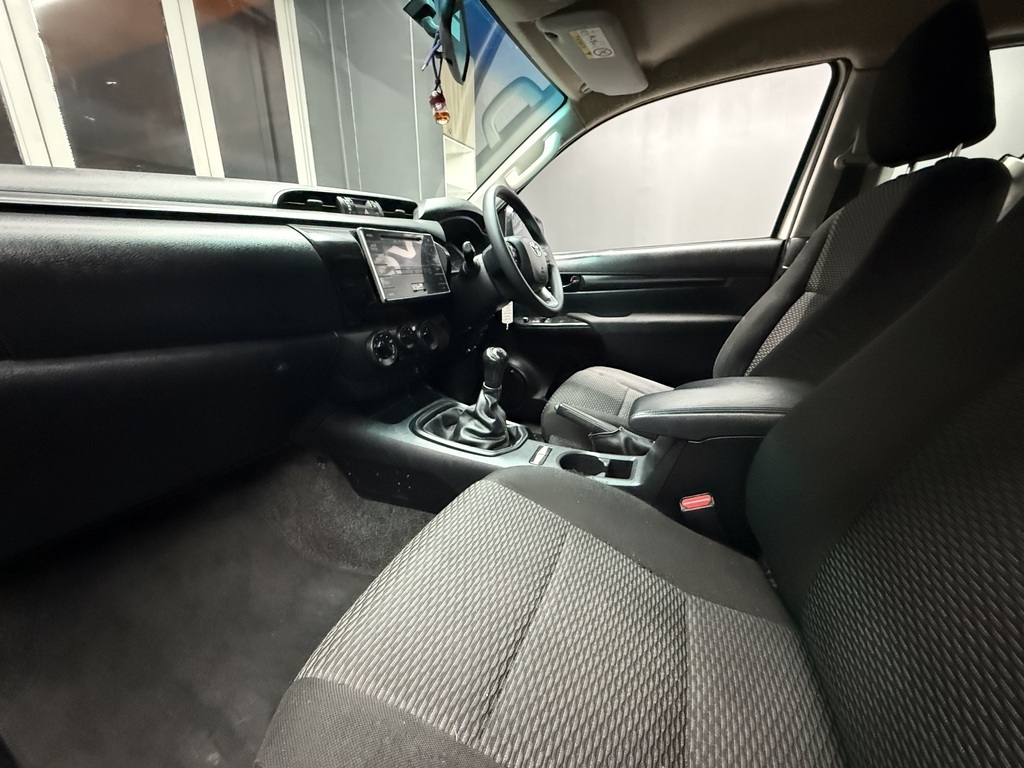 TOYOTA HILUX HILUX 2.4 GD-6 RB SRX P/U E/CAB - 9