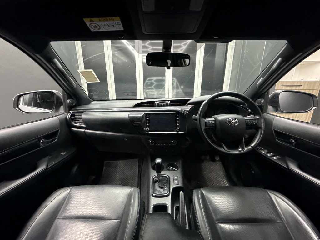 TOYOTA HILUX HILUX 2.8 GD-6 RB RAIDER A/T P/U D/C - 11