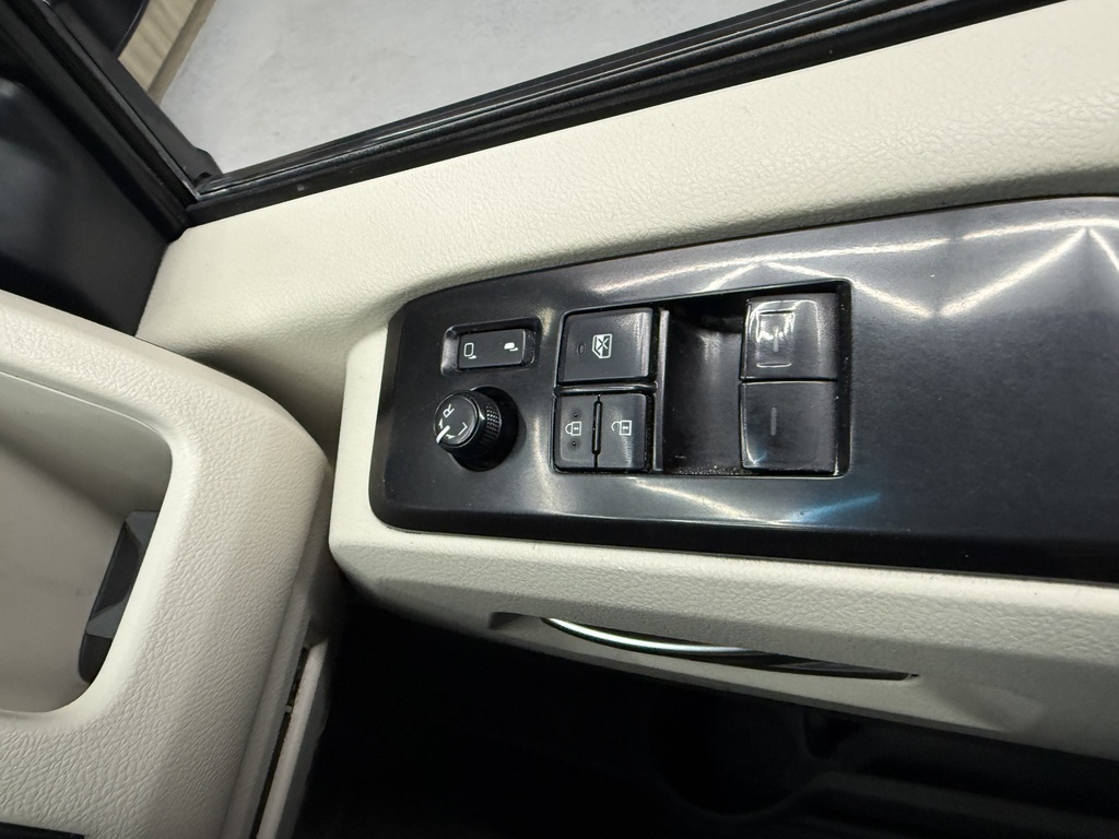 TOYOTA QUANTUM QUANTUM 2.8 GL 11 SEAT - 15