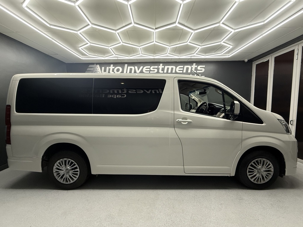 TOYOTA QUANTUM QUANTUM 2.8 GL 11 SEAT - 2